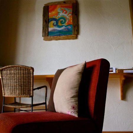 Akachichi Guesthouse Онна Екстер'єр фото